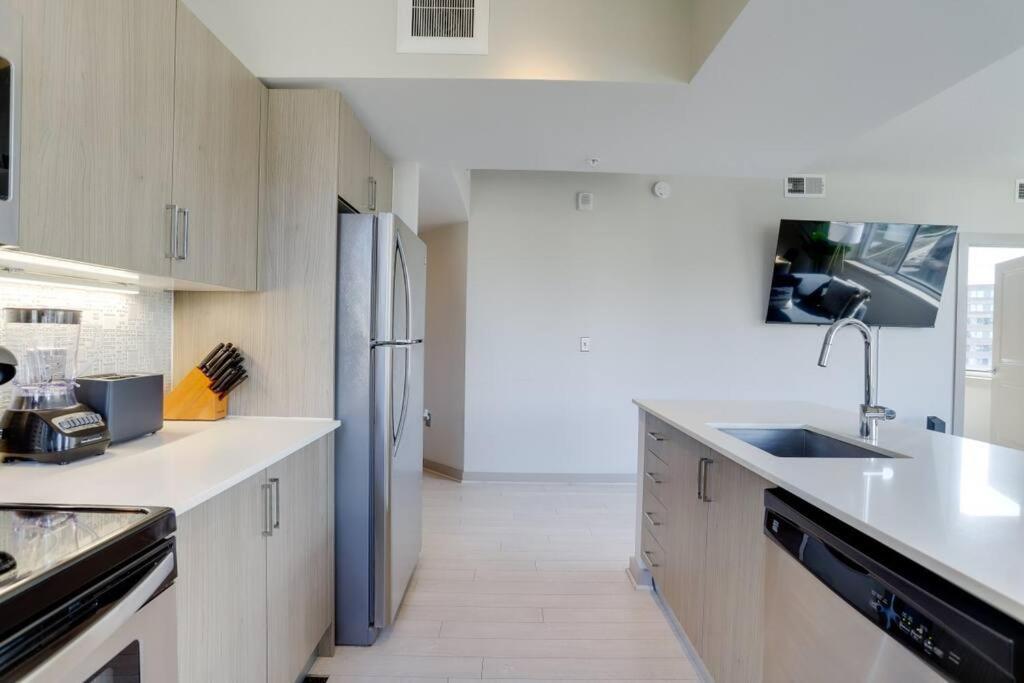 Amazing 2Br Apartment At Crystal City Arlington Extérieur photo
